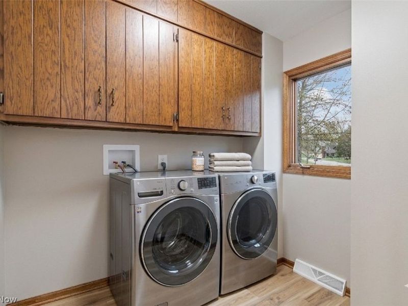 9466 Beryl Street NW, Massillon, OH 44646 Photo 12