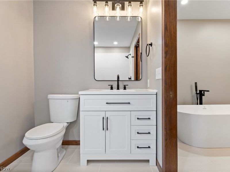 9466 Beryl Street NW, Massillon, OH 44646 Photo 17