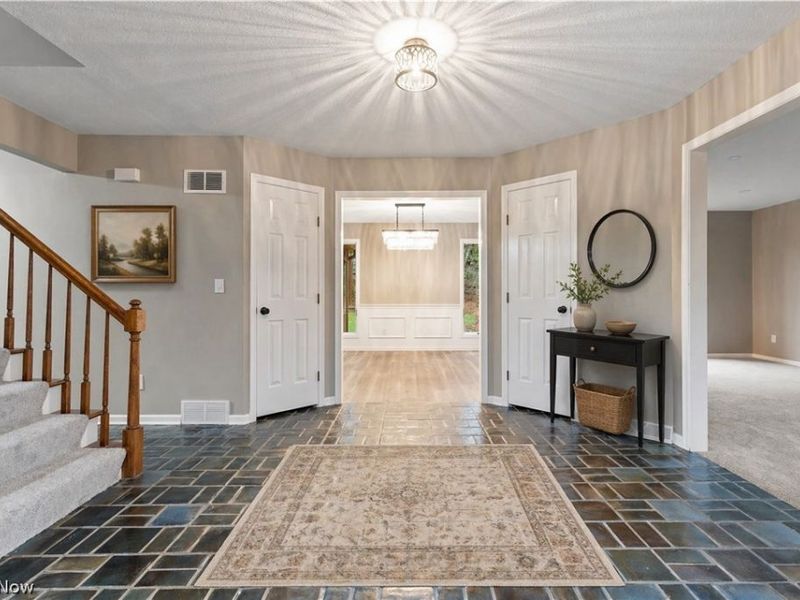 9466 Beryl Street NW, Massillon, OH 44646 Photo 4