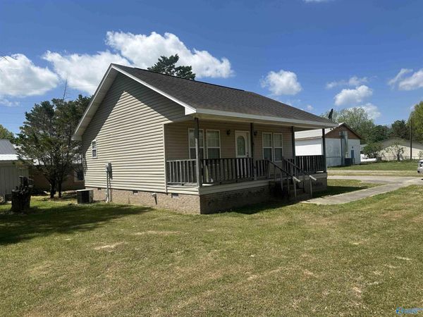100 Wilks Lane, Henagar, AL 35978