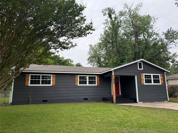 702 6th Avenue , Warner, OK 74469