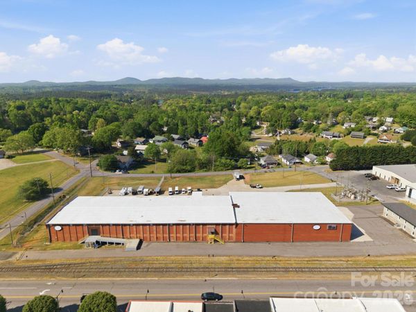 1 S Main Street, Unit B, Granite Falls, NC 28630