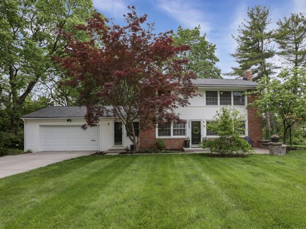 2005 Malvern Road, Upper Arlington, OH 43221