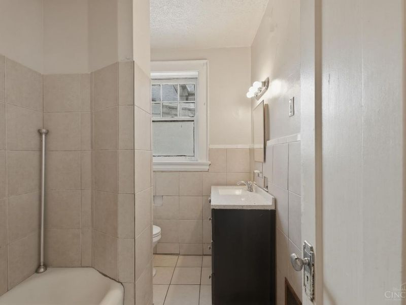 643 Glenwood Avenue, Cincinnati, OH 45229 Photo 17