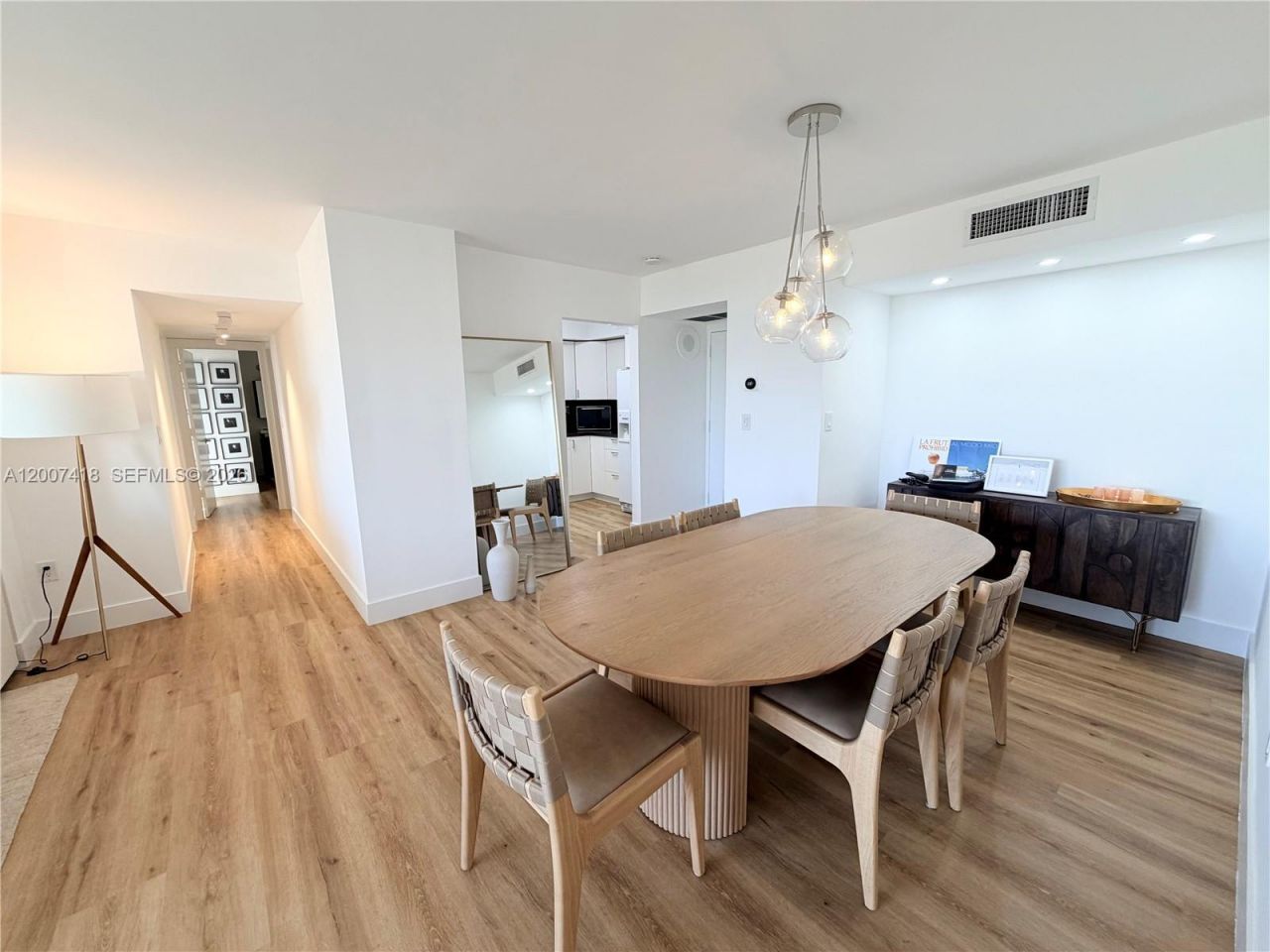 3701 N Country Club Dr , Unit 607, Aventura, FL 33180 Photo