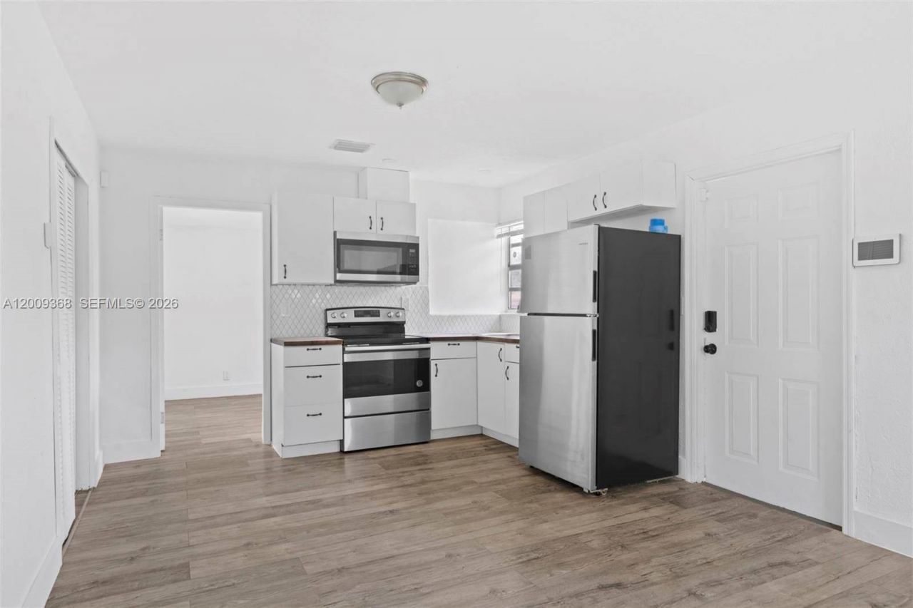 1344 NW 7th Ter , Fort Lauderdale, FL 33311 Photo