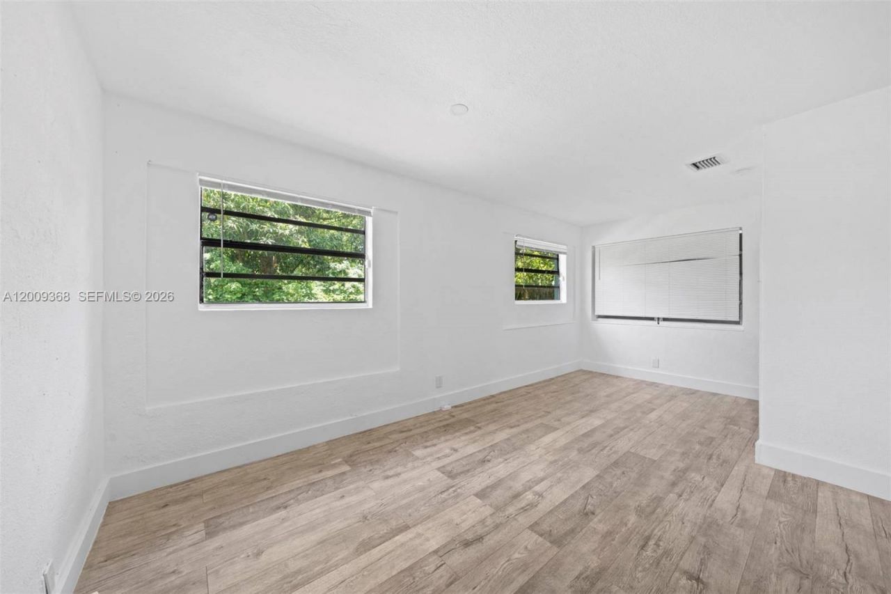 1344 NW 7th Ter , Fort Lauderdale, FL 33311 Photo