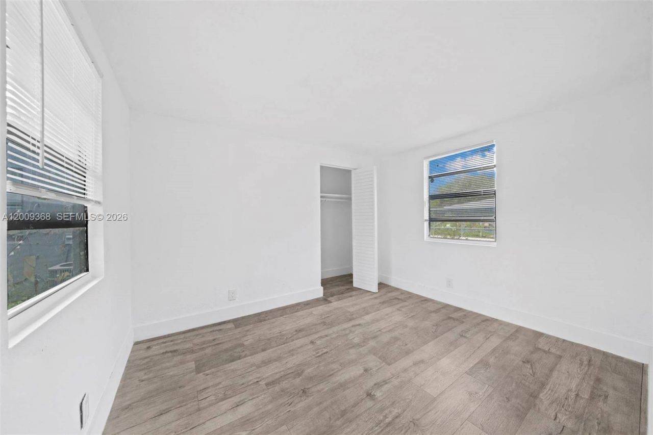 1344 NW 7th Ter , Fort Lauderdale, FL 33311 Photo
