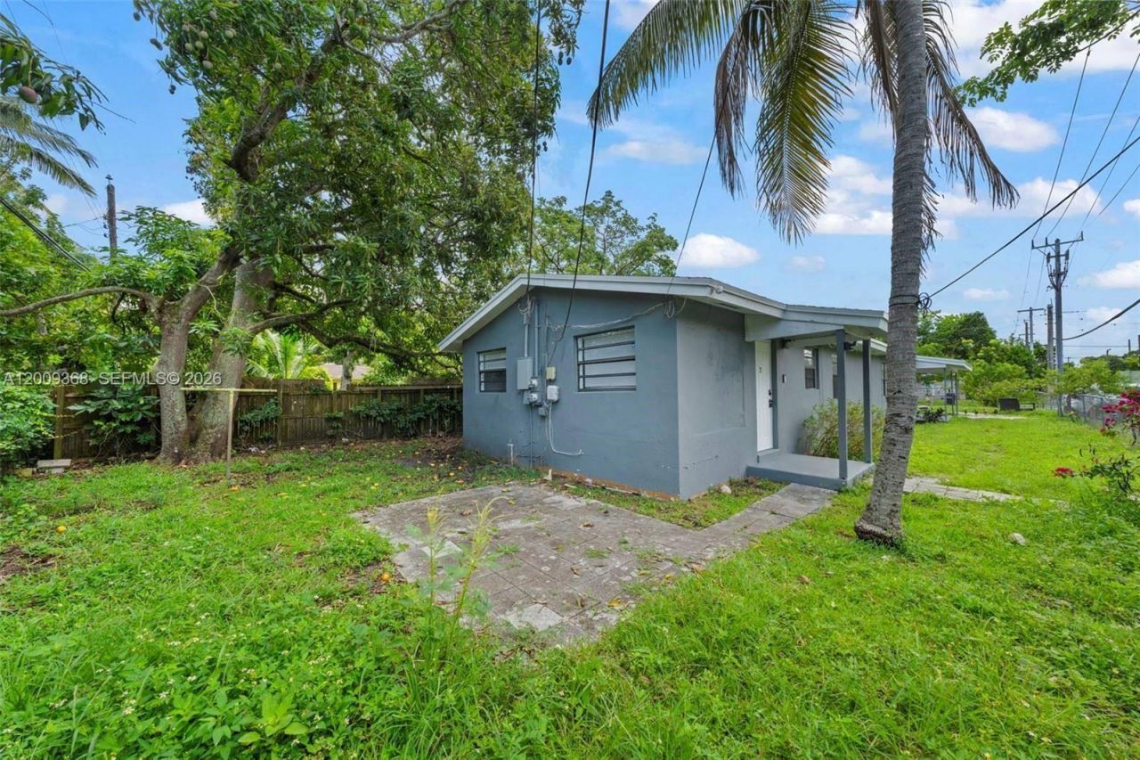1344 NW 7th Ter , Fort Lauderdale, FL 33311 Photo