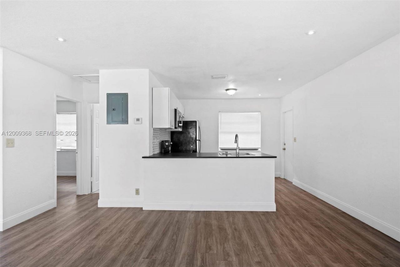 1344 NW 7th Ter , Fort Lauderdale, FL 33311 Photo