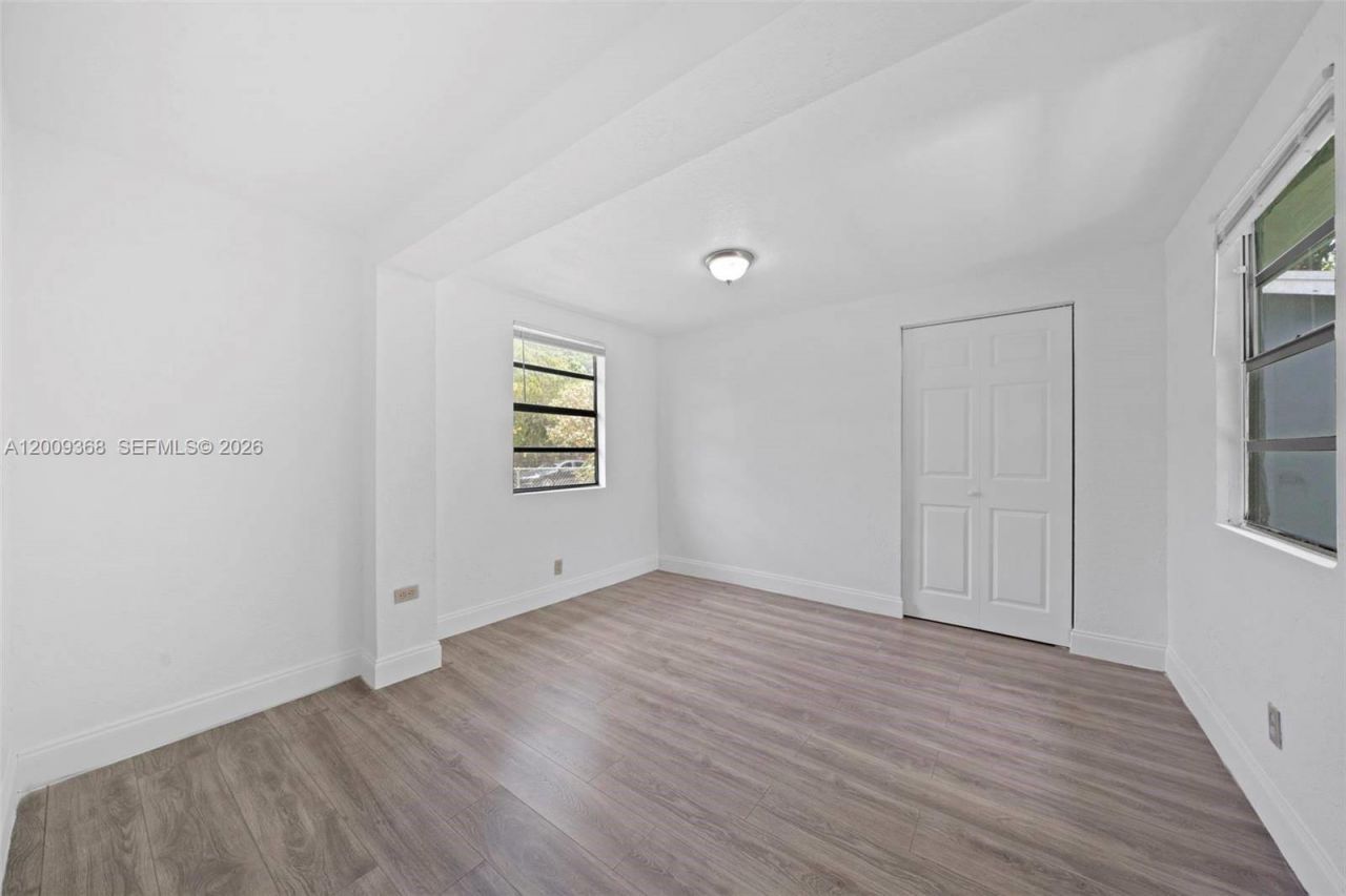 1344 NW 7th Ter , Fort Lauderdale, FL 33311 Photo