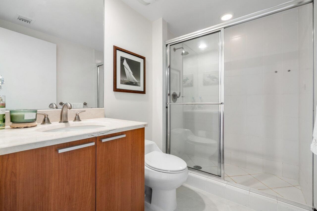 2650 Lake Shore Drive, Unit 1003, Riviera Beach, FL 33404 Photo