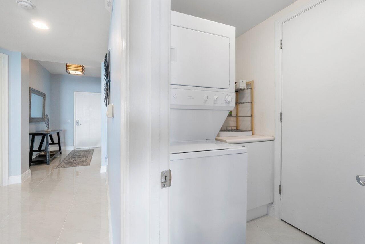 2650 Lake Shore Drive, Unit 1003, Riviera Beach, FL 33404 Photo