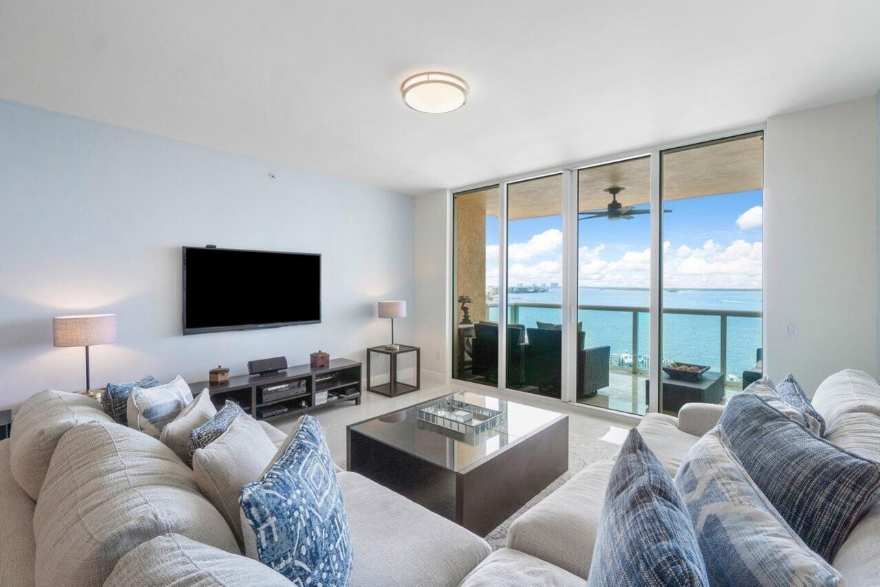 2650 Lake Shore Drive, Unit 1003, Riviera Beach, FL 33404 Photo