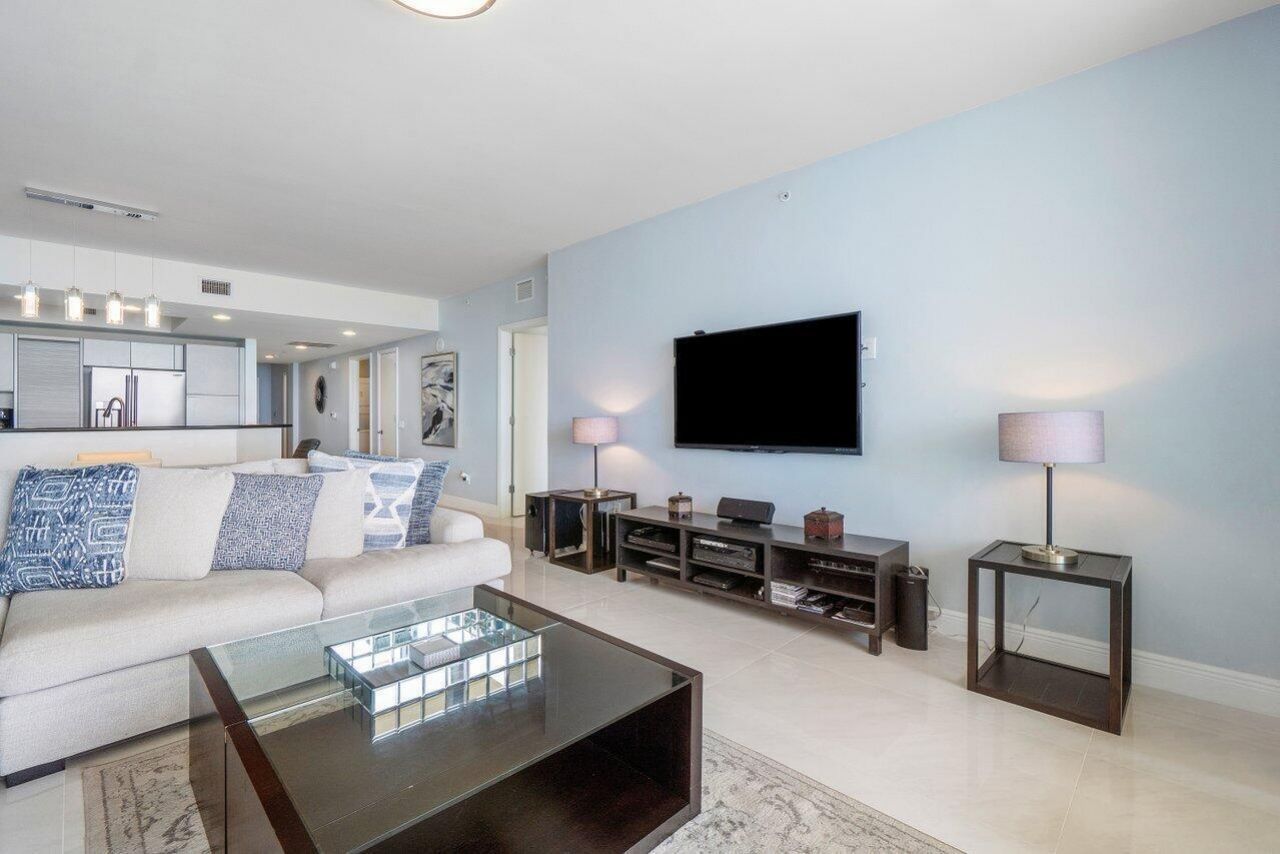 2650 Lake Shore Drive, Unit 1003, Riviera Beach, FL 33404 Photo