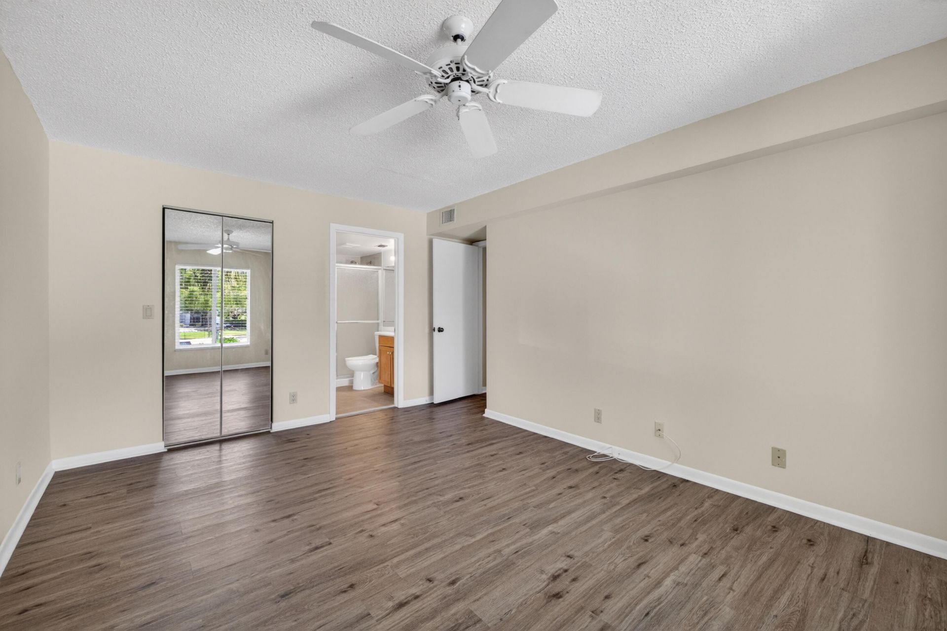 2512 SE Anchorage Cove, Unit 2, Port Saint Lucie, FL 34952 Photo