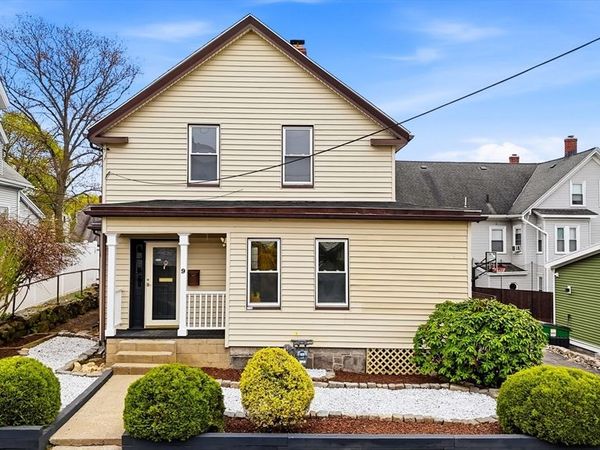 9 Robbins St, Waltham, MA 02453