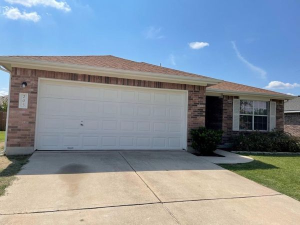 205 Carol Ave, Leander, TX 78641