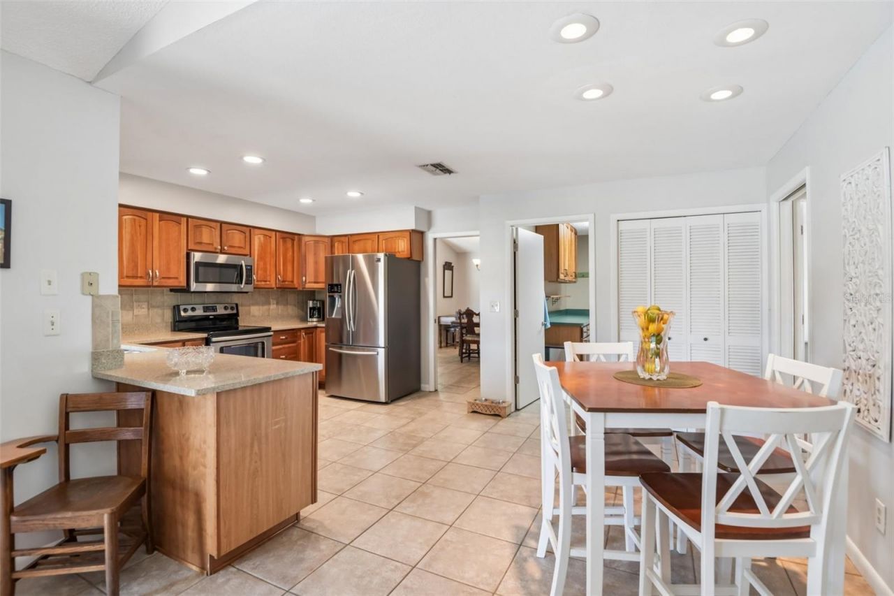 3463 Northridge Drive , Clearwater, FL 33761 Photo
