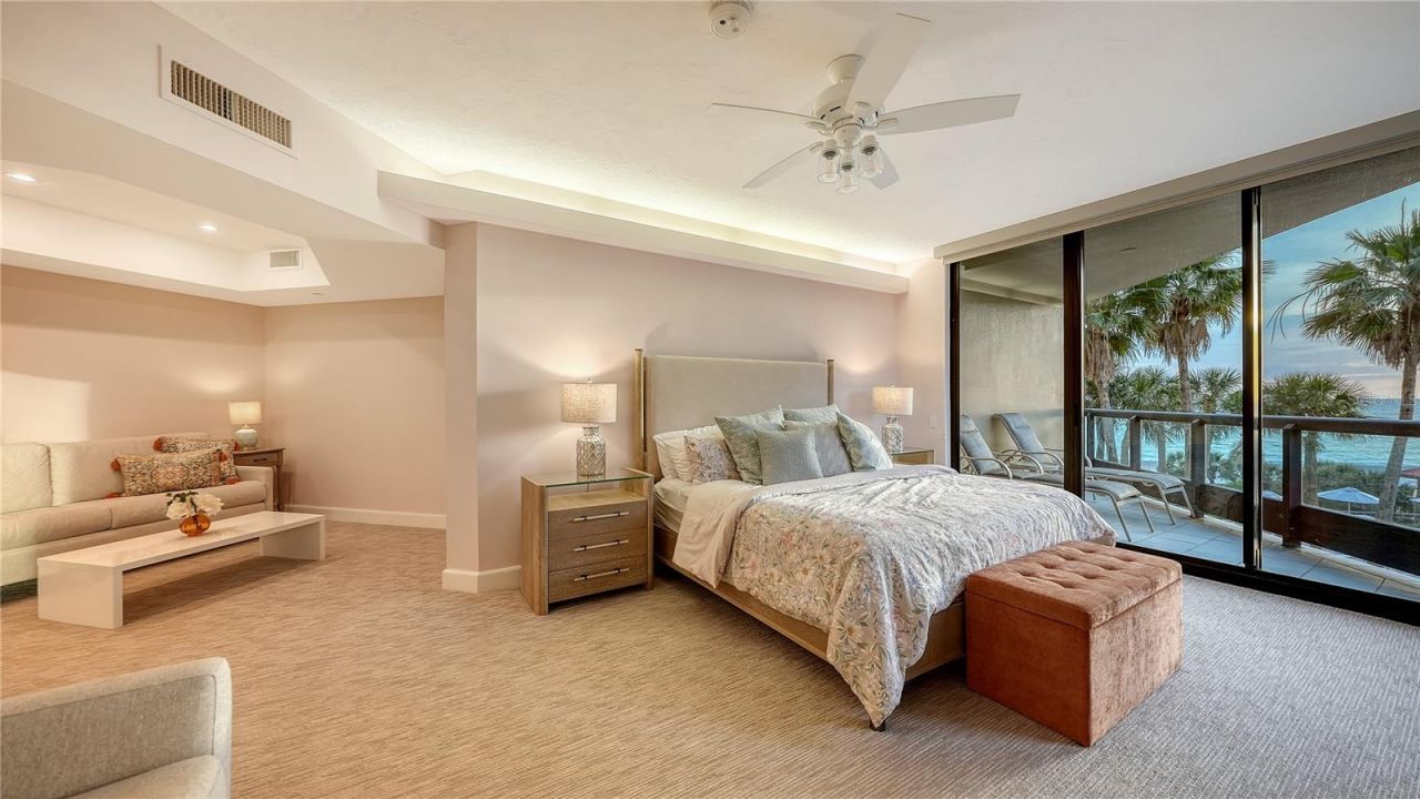 1241 Gulf Of Mexico Drive, Unit 304, Longboat Key, FL 34228 Photo