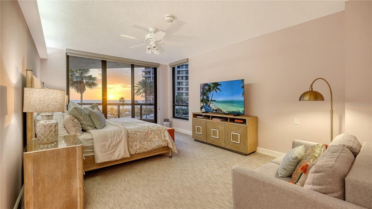 1241 Gulf Of Mexico Drive, Unit 304, Longboat Key, FL 34228 Photo