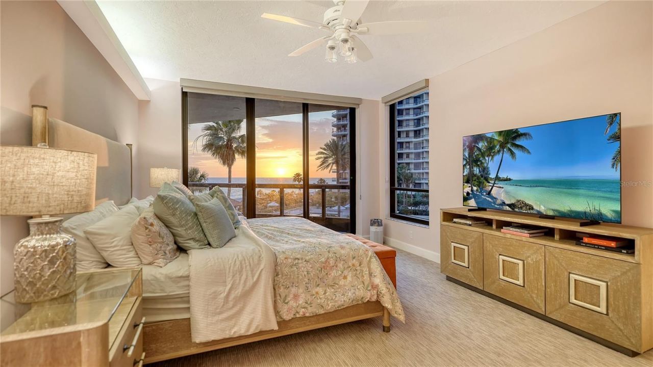 1241 Gulf Of Mexico Drive, Unit 304, Longboat Key, FL 34228 Photo