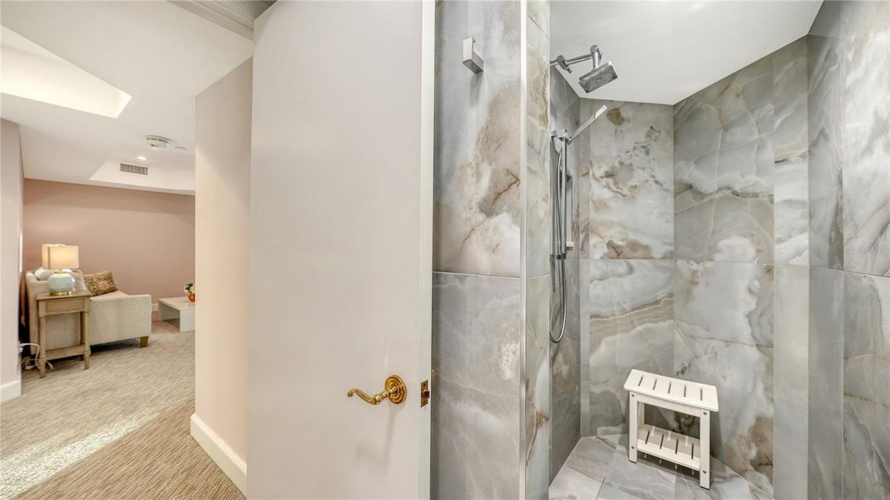 1241 Gulf Of Mexico Drive, Unit 304, Longboat Key, FL 34228 Photo