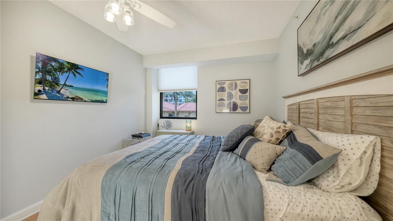 1241 Gulf Of Mexico Drive, Unit 304, Longboat Key, FL 34228 Photo