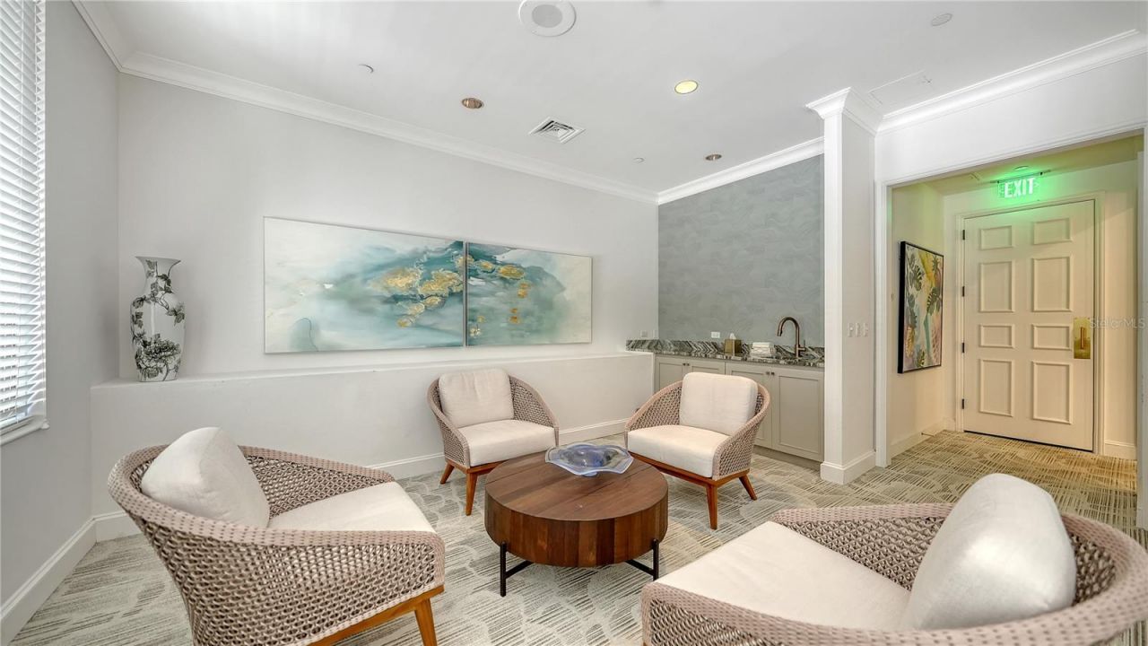 1241 Gulf Of Mexico Drive, Unit 304, Longboat Key, FL 34228 Photo