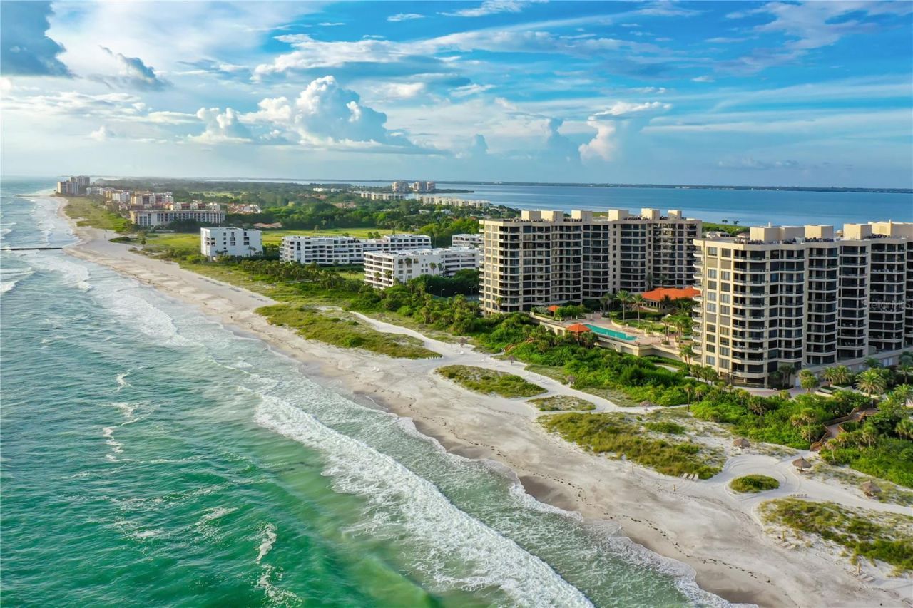1241 Gulf Of Mexico Drive, Unit 304, Longboat Key, FL 34228 Photo
