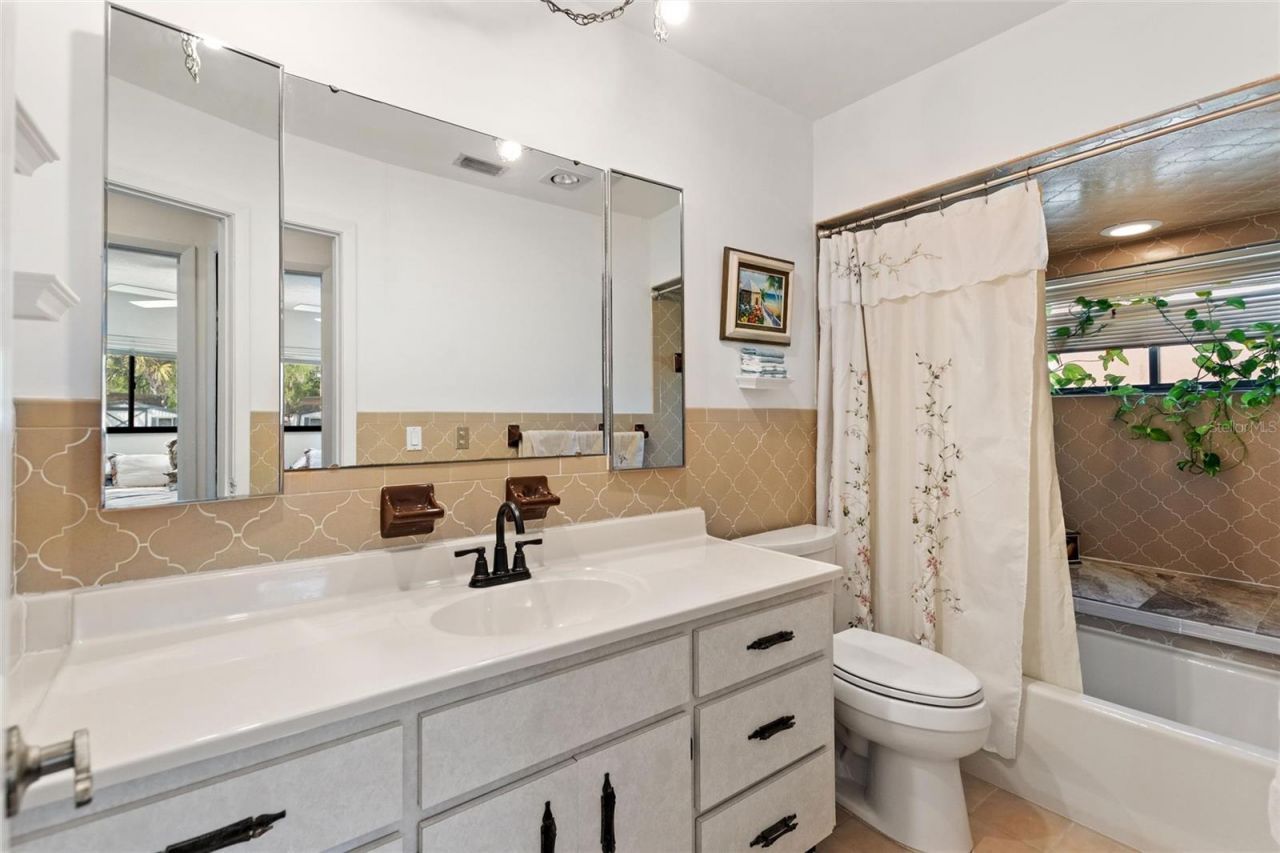 3850 Park Avenue, Indian Lake Estates, FL 33855 Photo