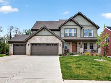 1593 Bur Oak Drive, Bellbrook, OH 45305