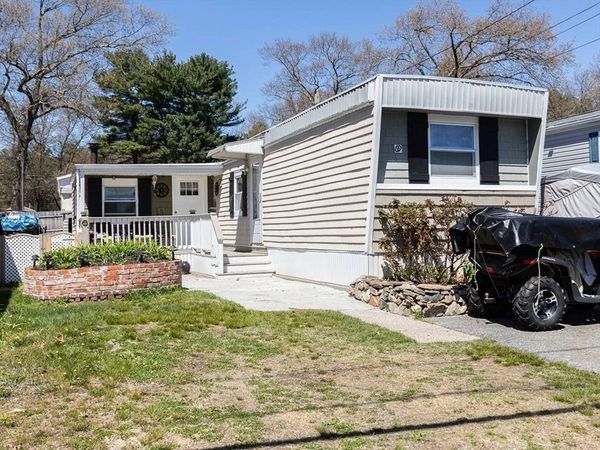69 Berkeley St, Billerica, MA 01862