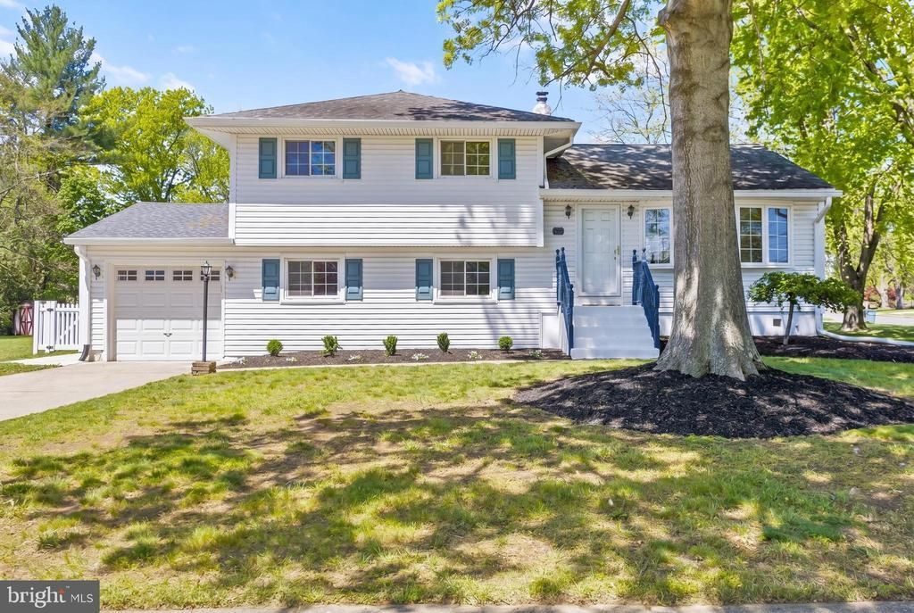 2016 Whatley Road, Hamilton, NJ 08690 Main Photo