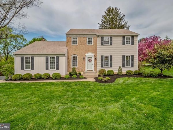 8607 ELLISTON DRIVE, WYNDMOOR, PA 19038