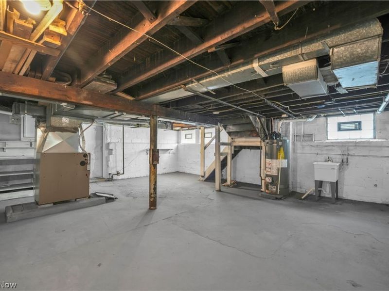 8505 Bancroft Avenue, Cleveland, OH 44105 Photo 19