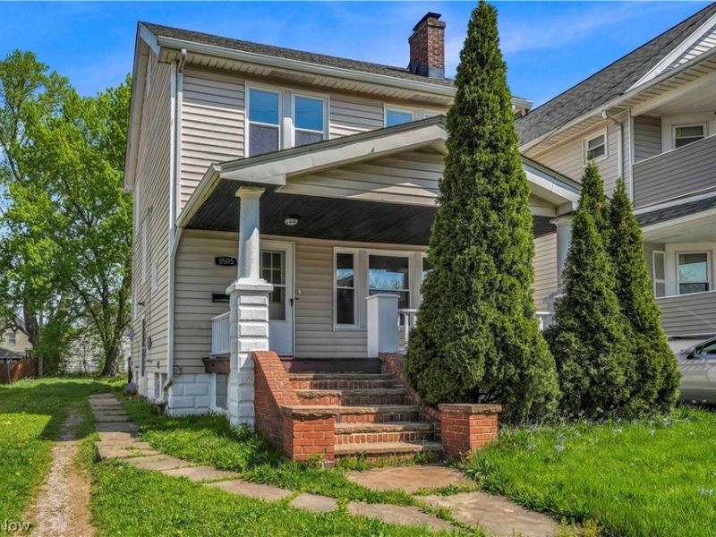 8505 Bancroft Avenue, Cleveland, OH 44105 Photo 2