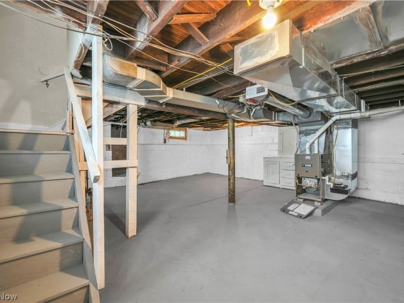 8505 Bancroft Avenue, Cleveland, OH 44105 Photo 21