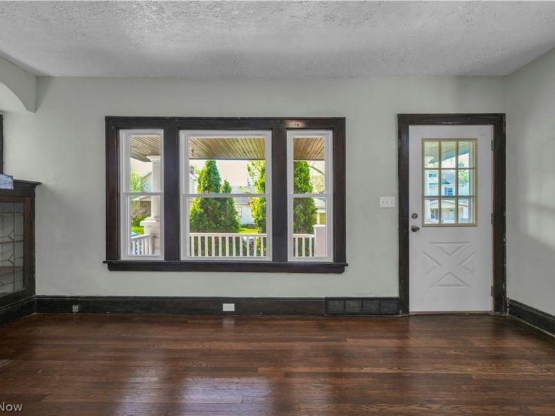 8505 Bancroft Avenue, Cleveland, OH 44105 Photo 4