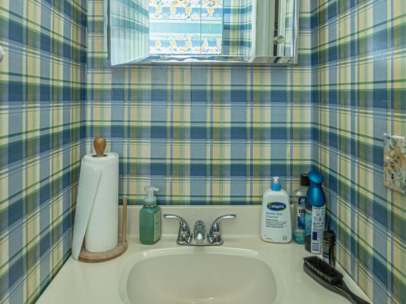 6168 Stornoway Drive S, Columbus, OH 43213 Photo 24