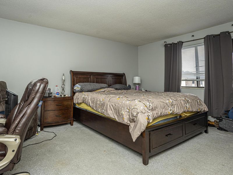 6168 Stornoway Drive S, Columbus, OH 43213 Photo 35