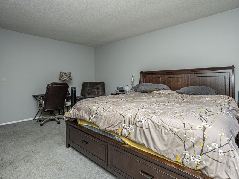 6168 Stornoway Drive S, Columbus, OH 43213 Photo 38