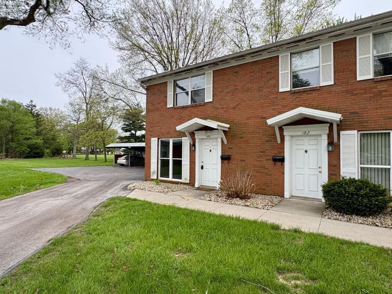 184 Gibson Court, Tiffin, OH 44883 Photo 2