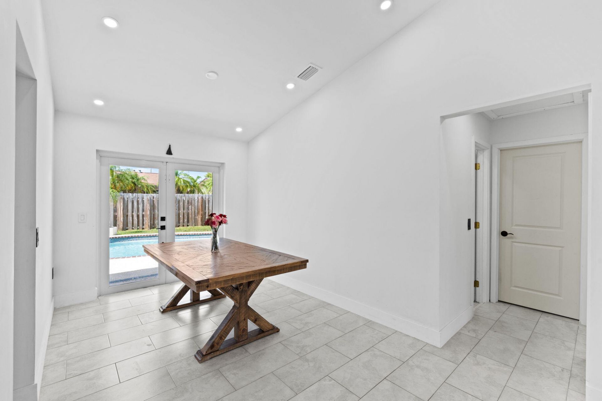 11831 NW 38th Place, Sunrise, FL 33323 Photo
