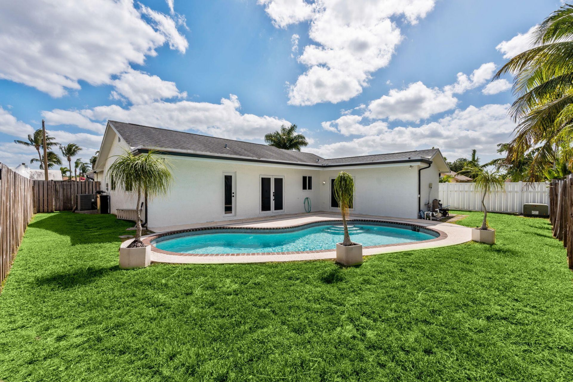 11831 NW 38th Place, Sunrise, FL 33323 Photo