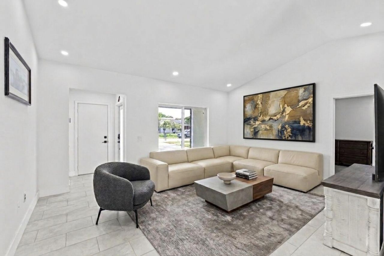 11831 NW 38th Place, Sunrise, FL 33323 Photo