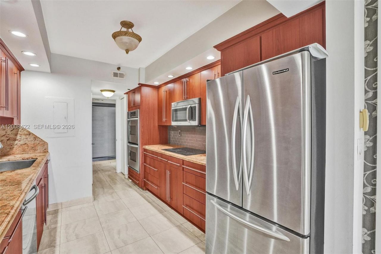 19355 Turnberry Way , Unit 8K, Aventura, FL 33180 Photo