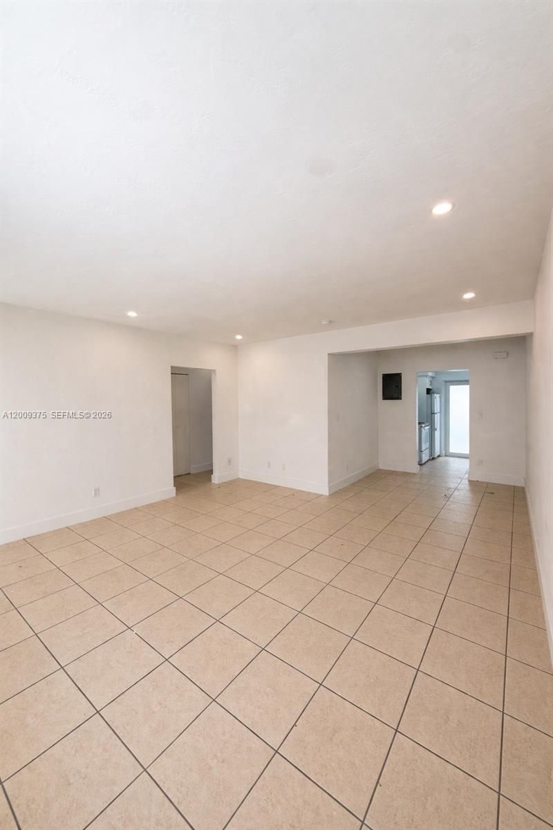 935 Bay Dr , Unit 3, Miami Beach, FL 33141 Photo