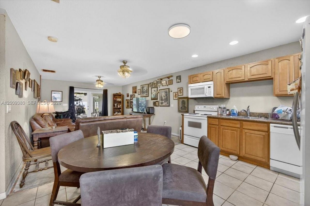 16040 SW 283rd St, Homestead, FL 33033 Photo