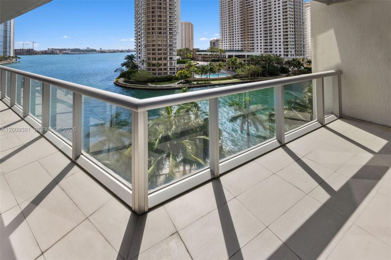465 Brickell Ave , Unit 701, Miami, FL 33131 Photo